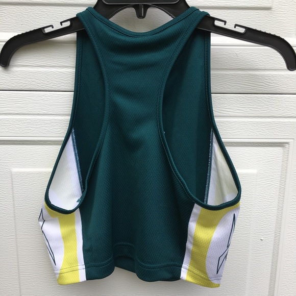 NWT REEBOK RACERBACK CROP TOP SIZE M - Picture 2 of 7